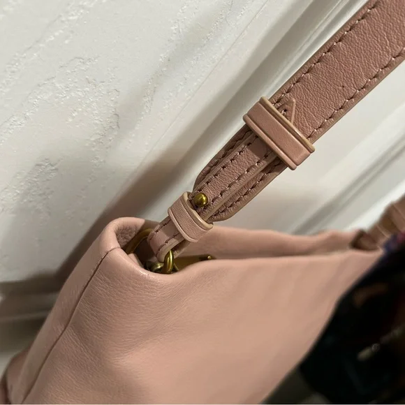 J. Crew Oslo Blush Soft Leather Crossbody Bag Excellent Condition - Picture 3 of 12
